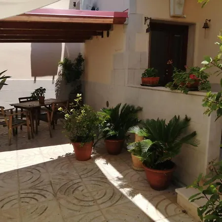 7 Contrade Bed & Breakfast 3*