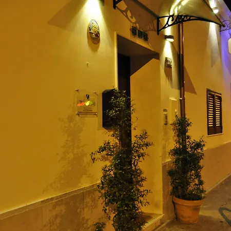 7 Contrade Couette-café 4*