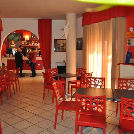 Couette-café 7 Contrade 4*