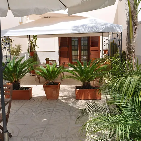 7 Contrade Panzió 4*